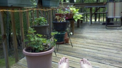 porch'n'toesies/poconos/july 2012