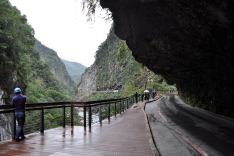 walkway was carved into the mountian/taroko, taiwan/jan 2013