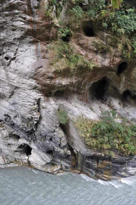 gorge wall/taroko, taiwan/jan 2013