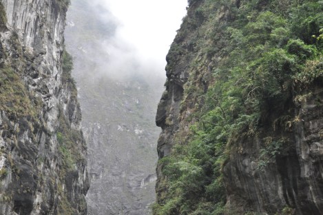 crying native american/taroko, taiwan/jan 2013