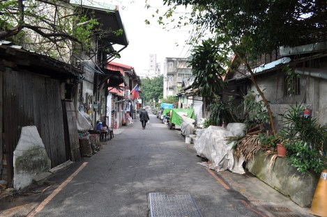 huaguang community, taipei/feb 3, 2013