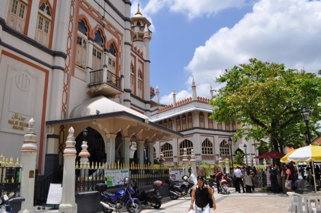 masjid sultan mosque/arab quarter, singapore/march 2013