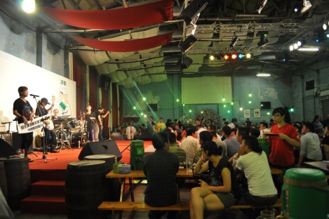 taiwan beer 346 warehouse restaurant, taipei/may 2013