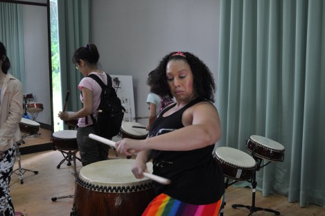 lisa's surrious drum skills at work!